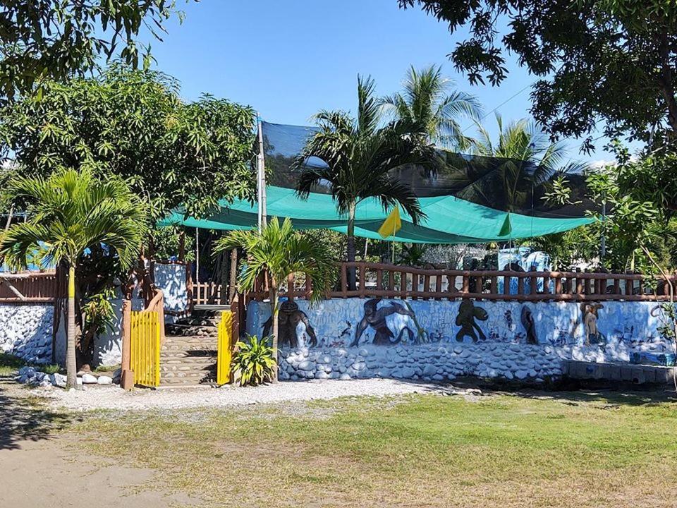 Seasun Beach Resort&Hotel Lucapon Exterior foto